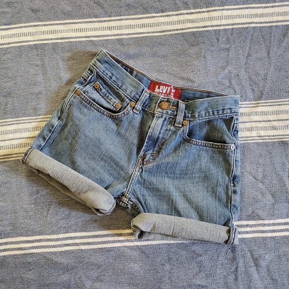 Levi's Pants - Vintage Shorts